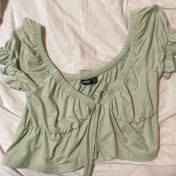 SHEIN TOP - Picture 1 of 1